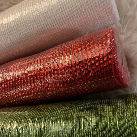 NEW DECORATIVE POLYPRO MESH RIBBON - RED WHITE GREEN - Picture 7 of 7